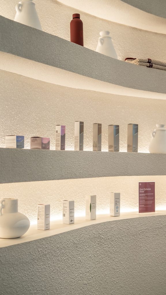 Crystal and aromatherapy details used during spa rituals in Bali